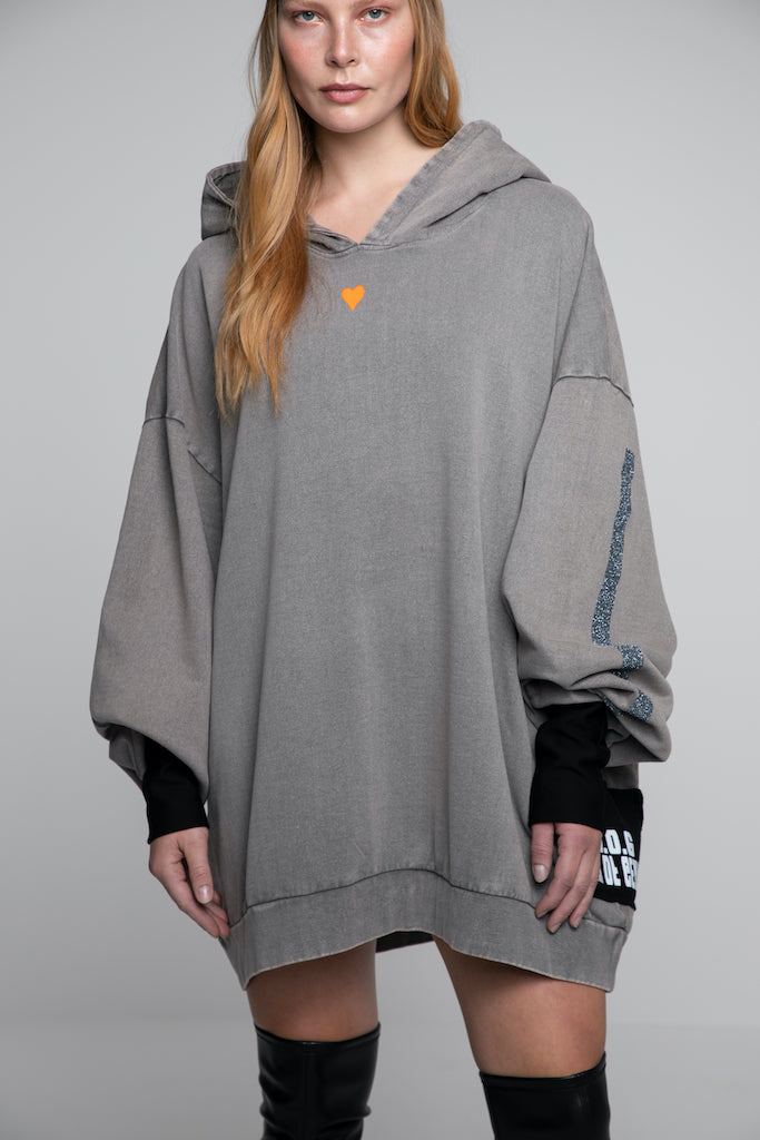 OVERSIZED VINTAGE WASHED HOODIE