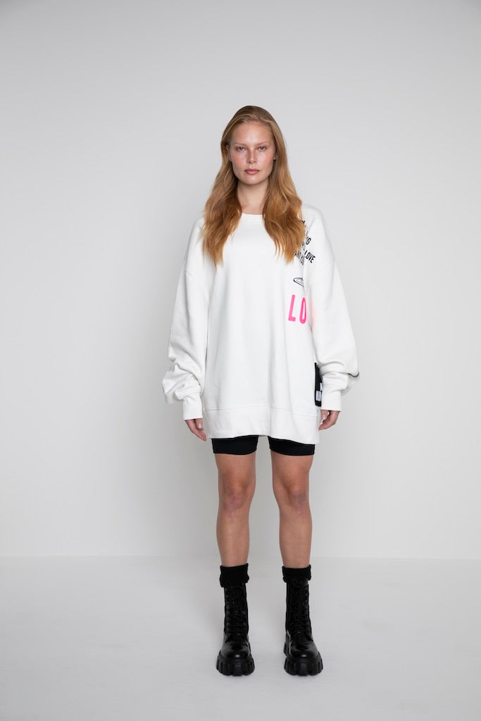 ORGANIC COTTON OVERSIZED SWEATSHIRT PLANET LOVE