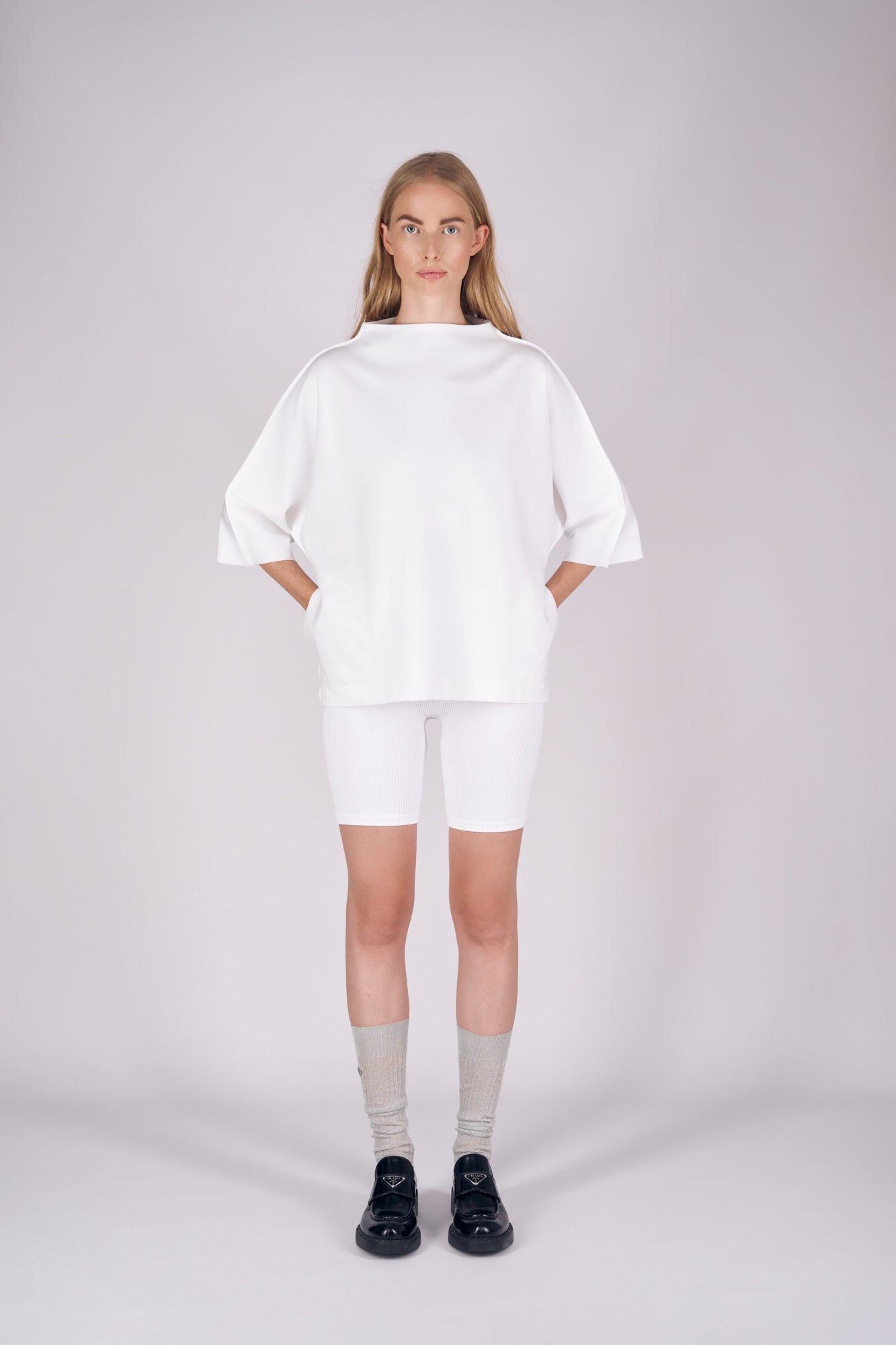 TURTLE NECK SHIRT