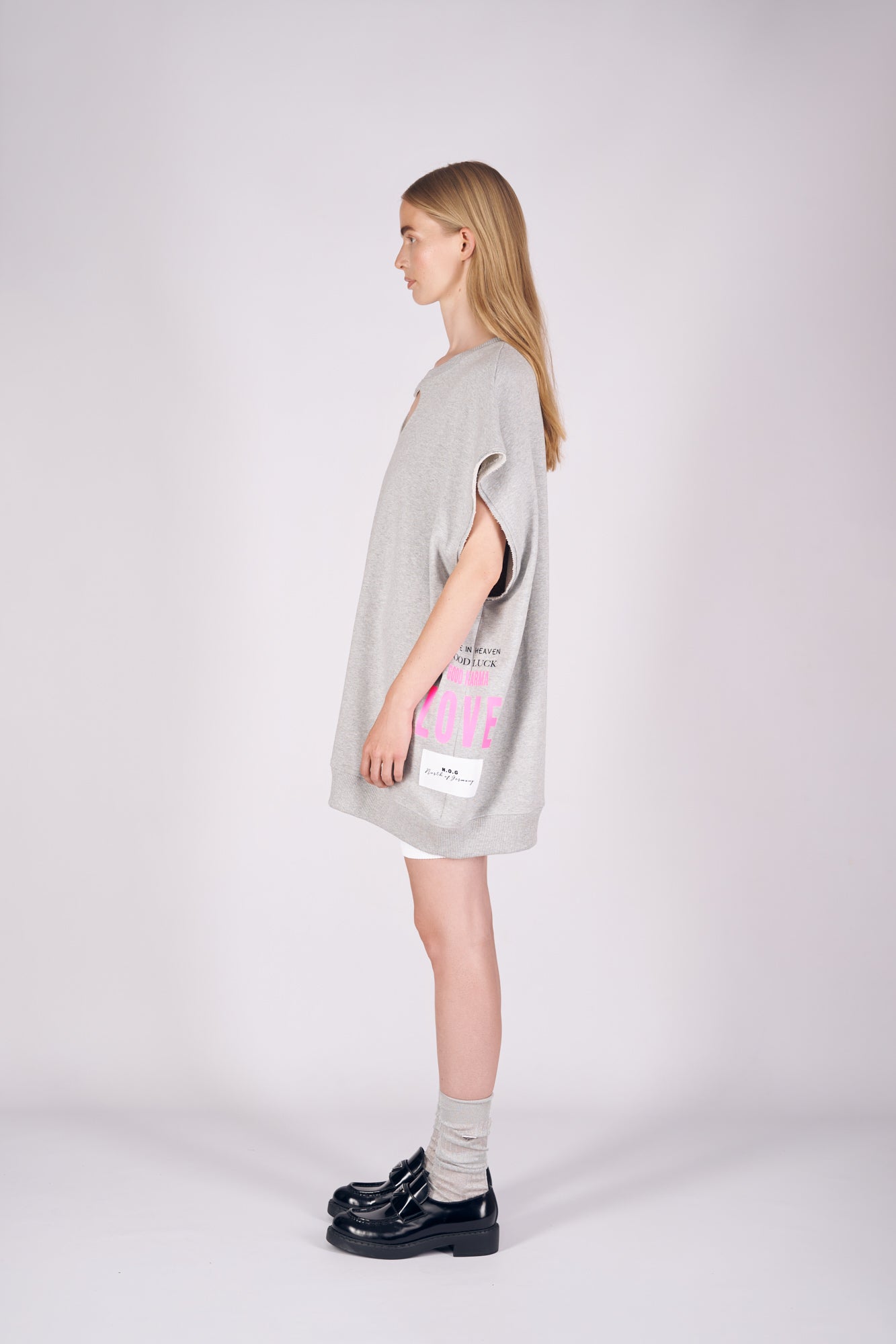 NORDIC DRY CUT OUT HEART GREY