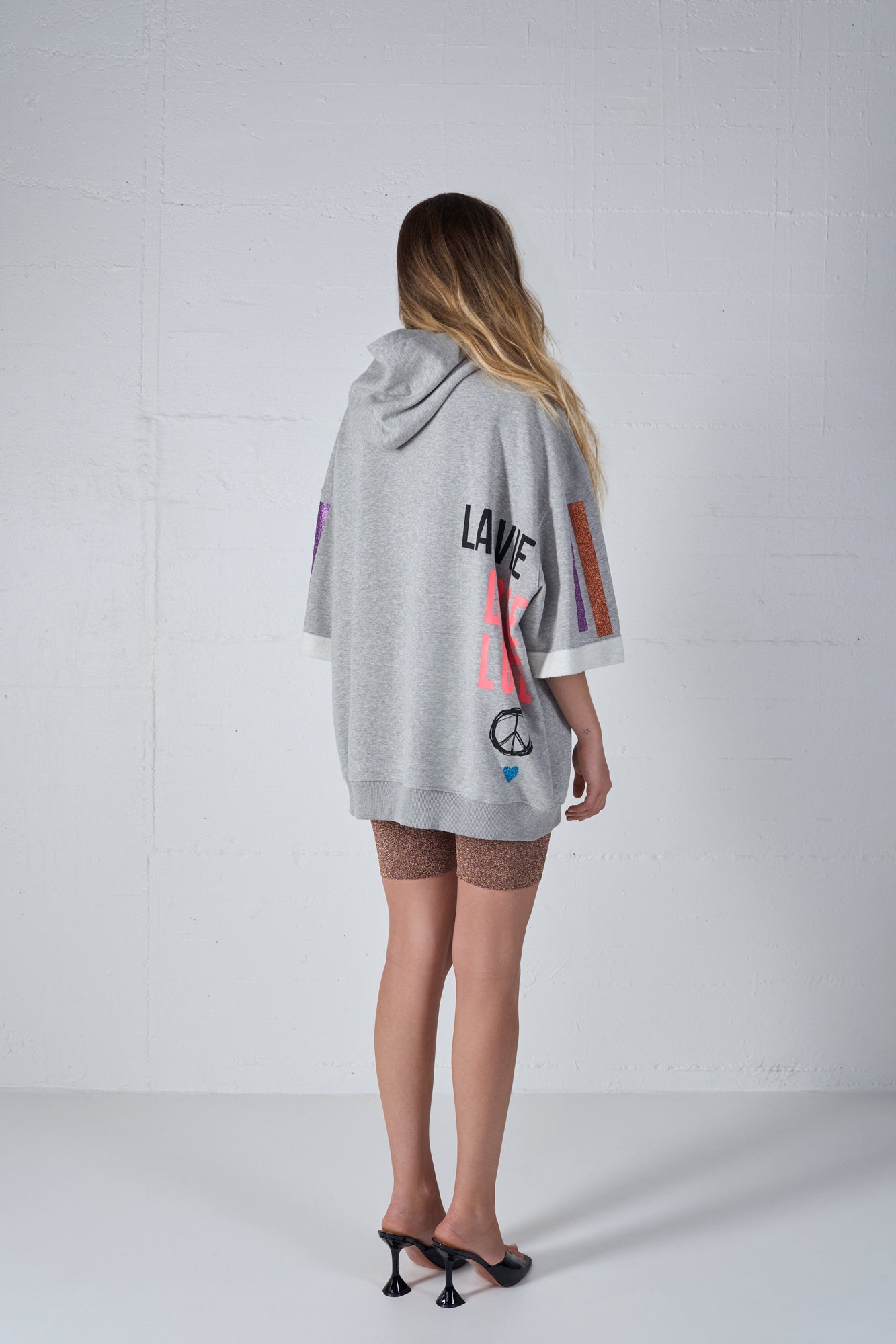 BASIC DRY SHORT SLEEVE HOODIE GREY