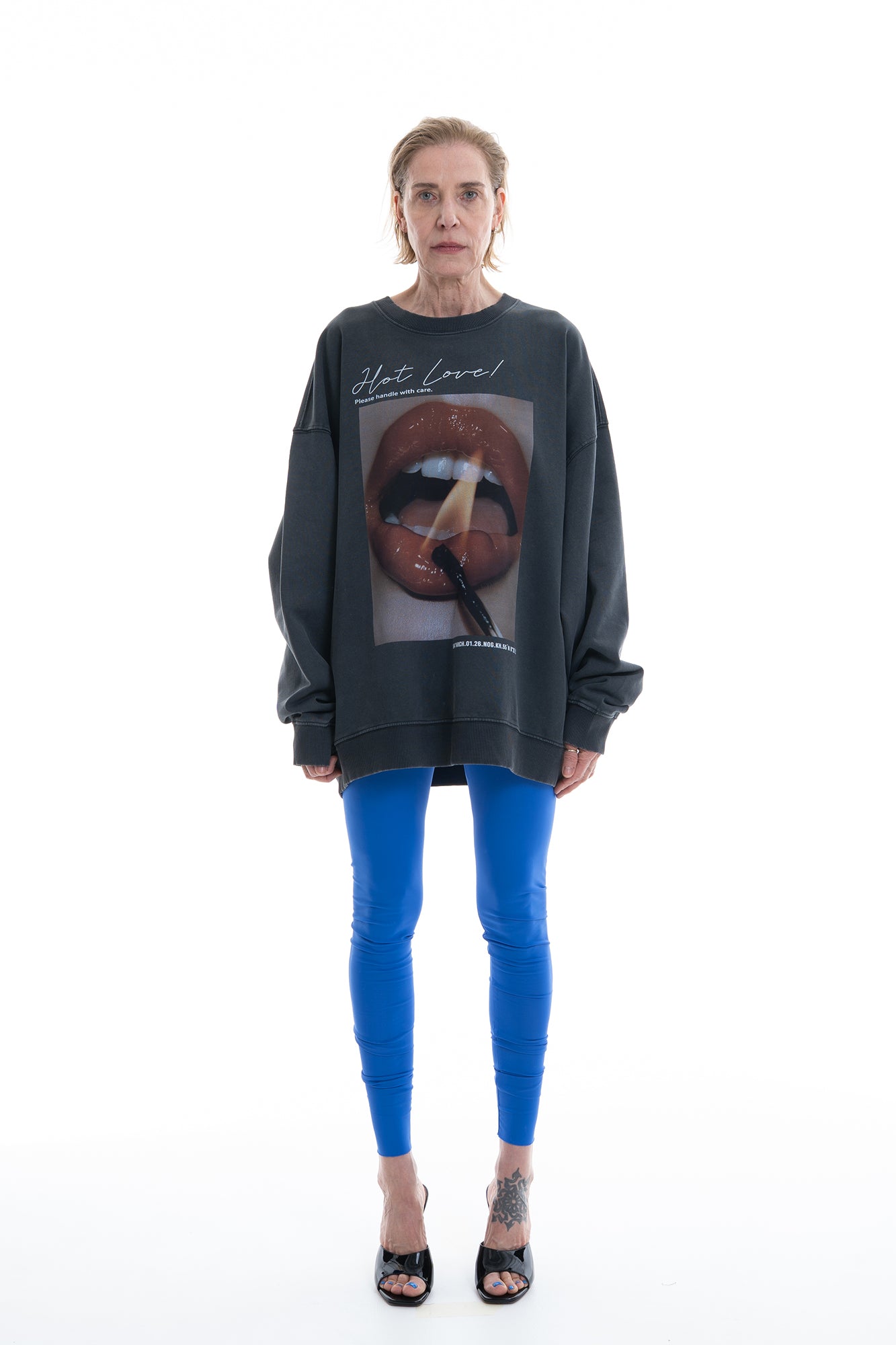 OVERSIZED SWEATSHIRT ARCHIVE SERIES 01.26 HOT LOVE