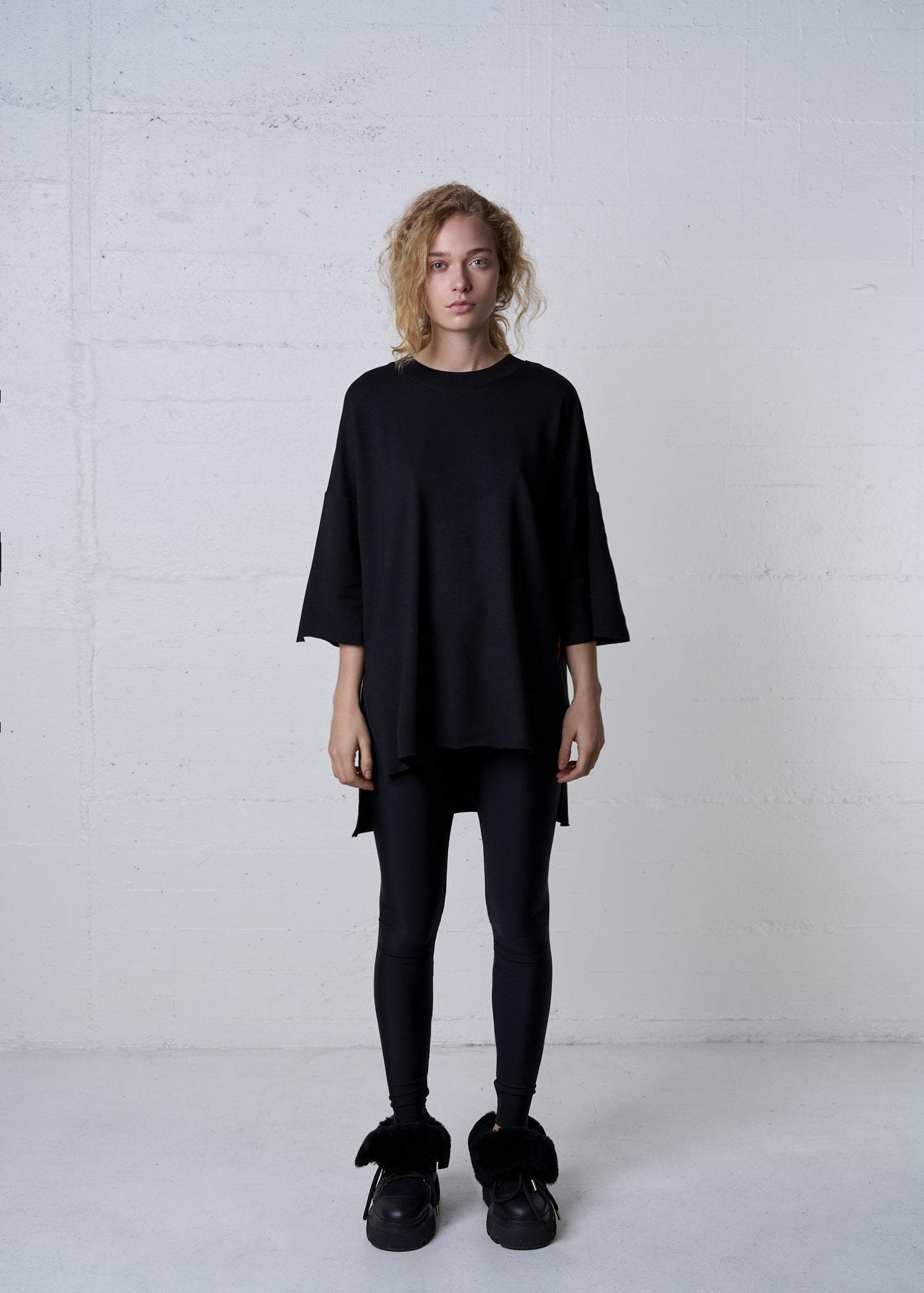 MODAL NORDIC LONG TEE BLACK